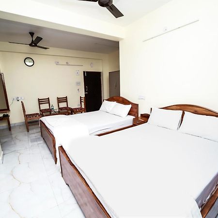 Rishika Ac Banquet And Guest House Calcutta Extérieur photo