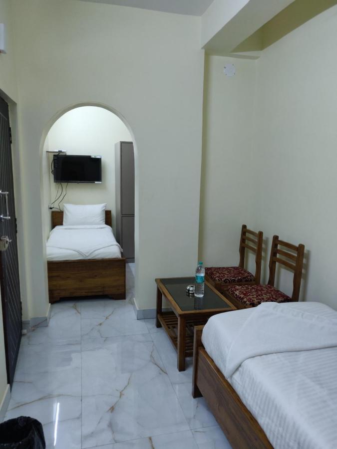 Rishika Ac Banquet And Guest House Calcutta Extérieur photo
