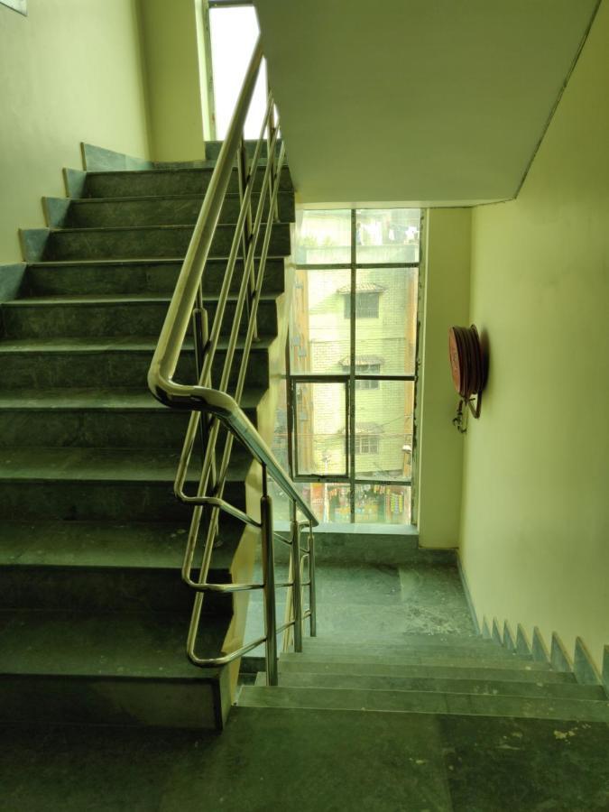 Rishika Ac Banquet And Guest House Calcutta Extérieur photo
