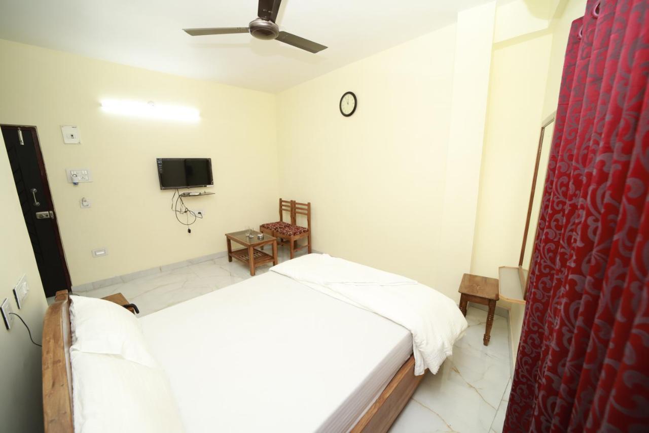 Rishika Ac Banquet And Guest House Calcutta Extérieur photo