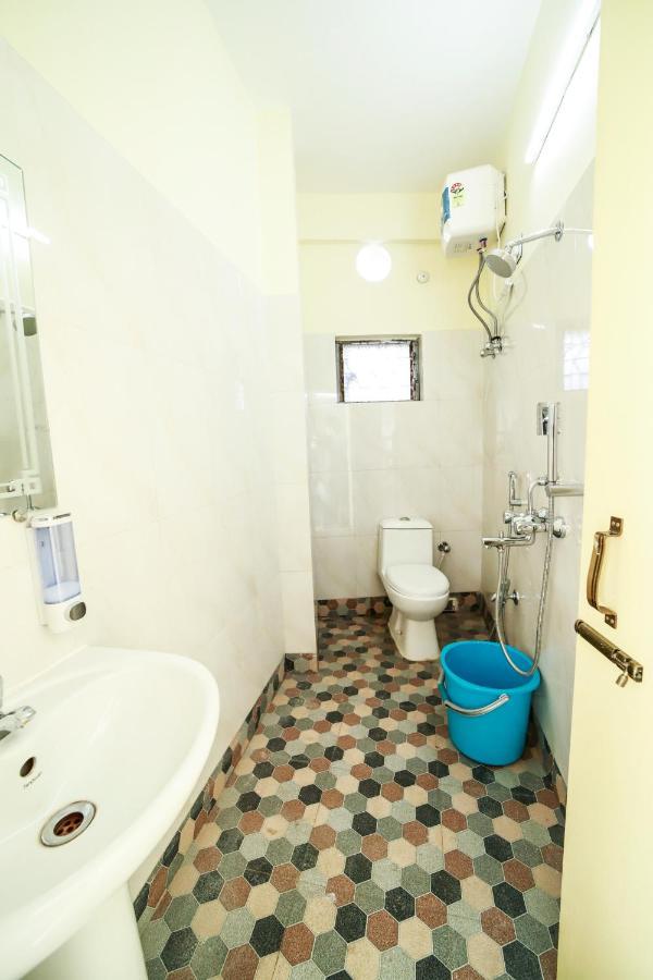 Rishika Ac Banquet And Guest House Calcutta Extérieur photo
