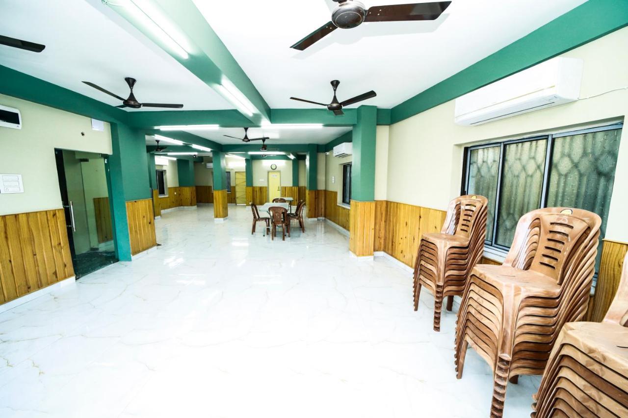 Rishika Ac Banquet And Guest House Calcutta Extérieur photo